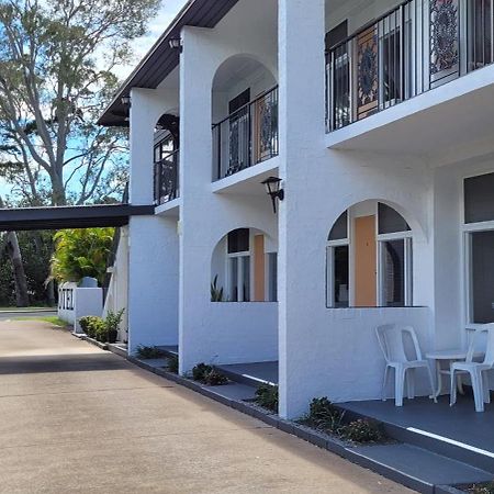 Tower Court Motel - Adults Only Haven Χέρβεϊ Μπέι Εξωτερικό φωτογραφία
