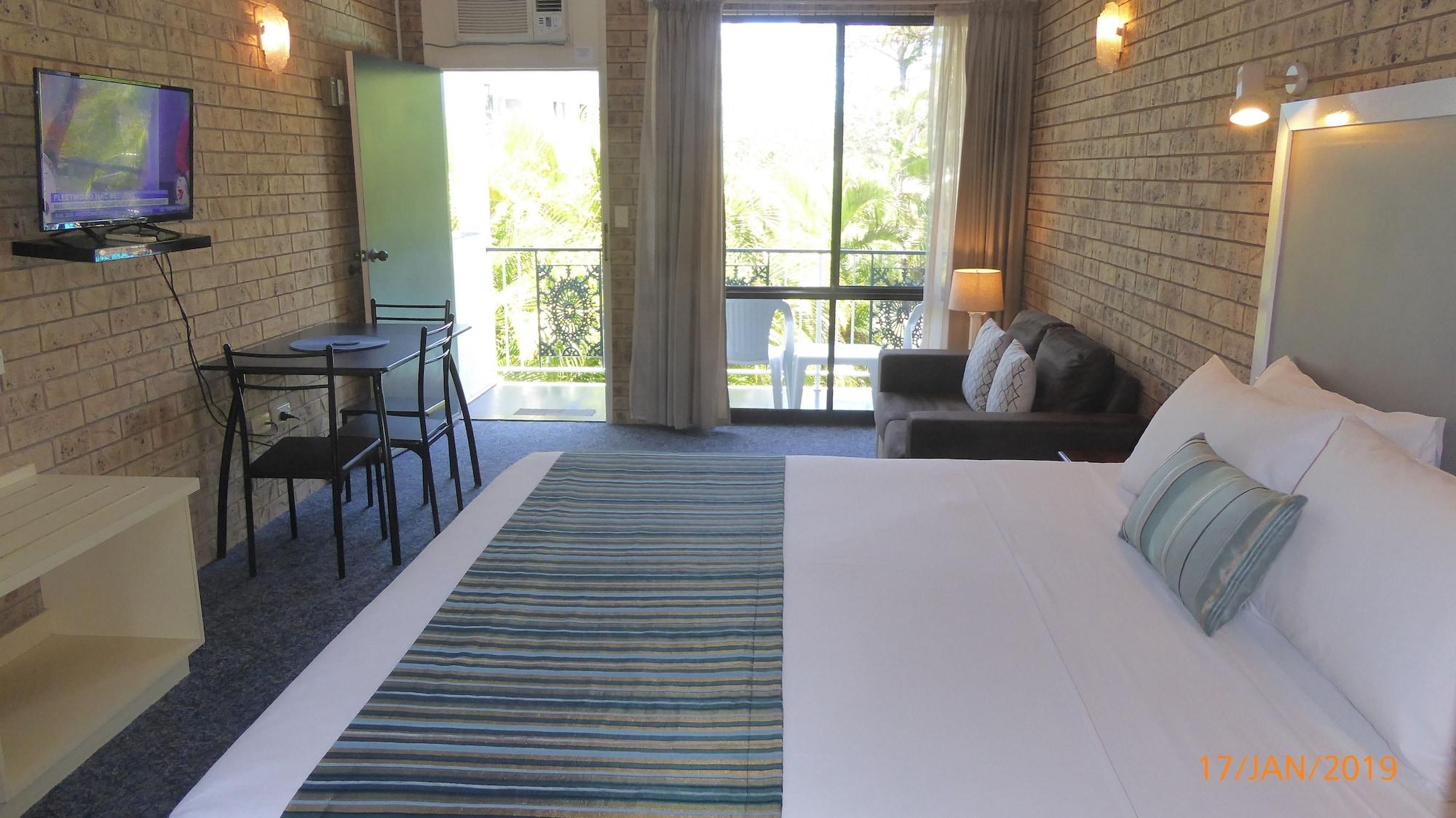 Tower Court Motel - Adults Only Haven Χέρβεϊ Μπέι Εξωτερικό φωτογραφία