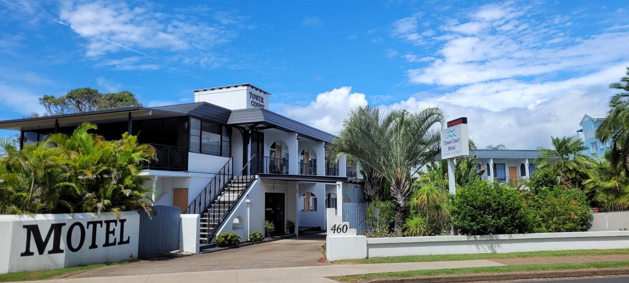 Tower Court Motel - Adults Only Haven Χέρβεϊ Μπέι Εξωτερικό φωτογραφία
