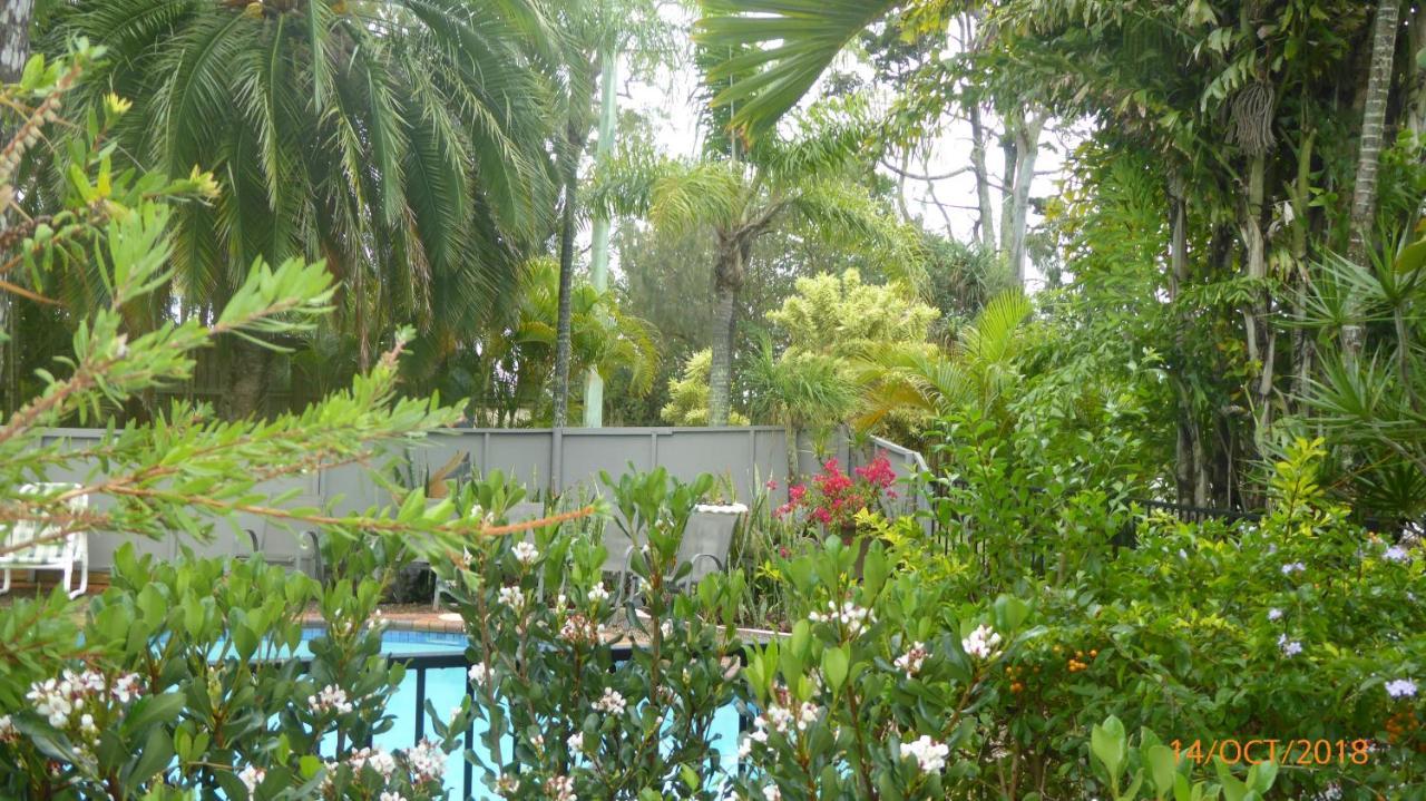Tower Court Motel - Adults Only Haven Χέρβεϊ Μπέι Εξωτερικό φωτογραφία