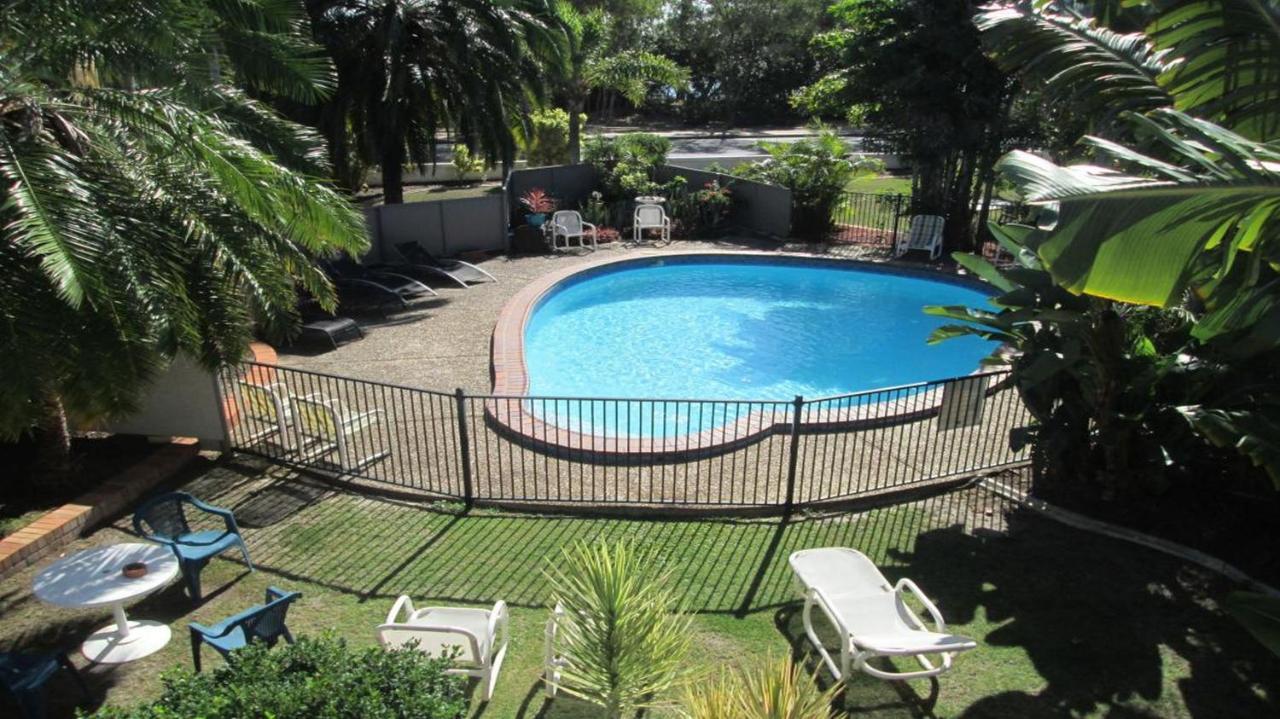 Tower Court Motel - Adults Only Haven Χέρβεϊ Μπέι Εξωτερικό φωτογραφία